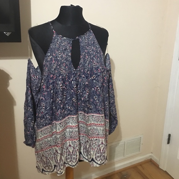 Society Girl Tops - COLD SHOULDER Society Girl long sleeve