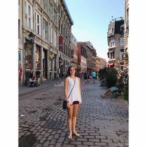 Meet your Posher, Brooke