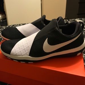 Nike Free Connect Black/White Size 7 US