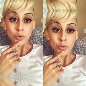 Meet your Posher, Amber