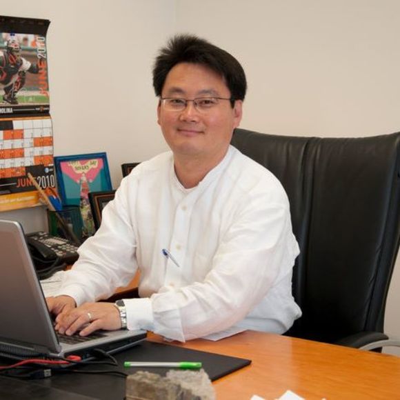 Meet your Posher, James - Picture 1 of 1