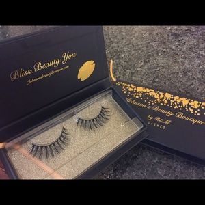 Eyelashes 100% MINK CRUELTY FREE