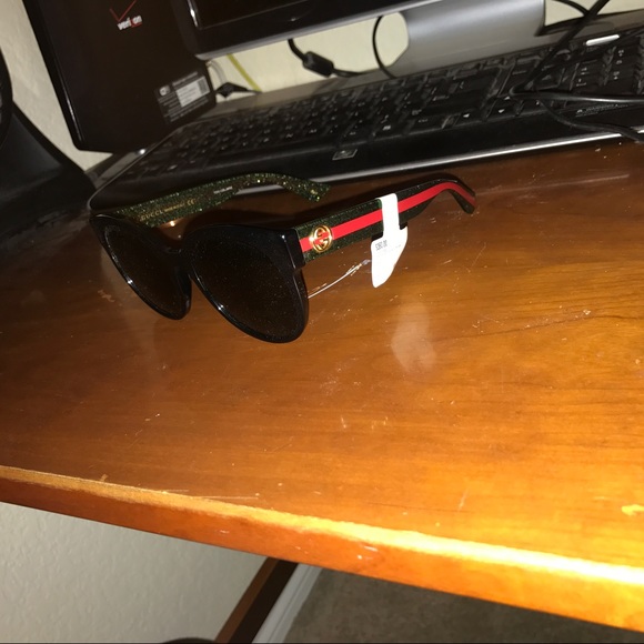 GUCCI SHADES - Picture 5 of 6