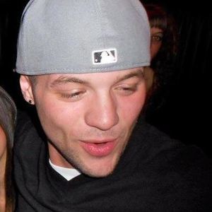 Meet your Posher, Charles