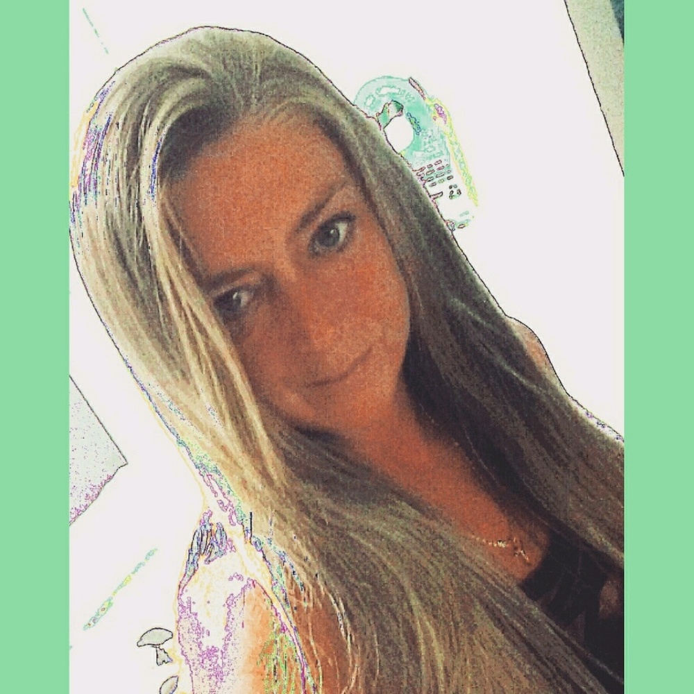 Meet your Posher, Caryn