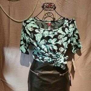 Lularoe Maleficent Perfect Tee