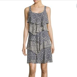 🎉HOST PICK🎉Sleeveless tiered A-line dress✨