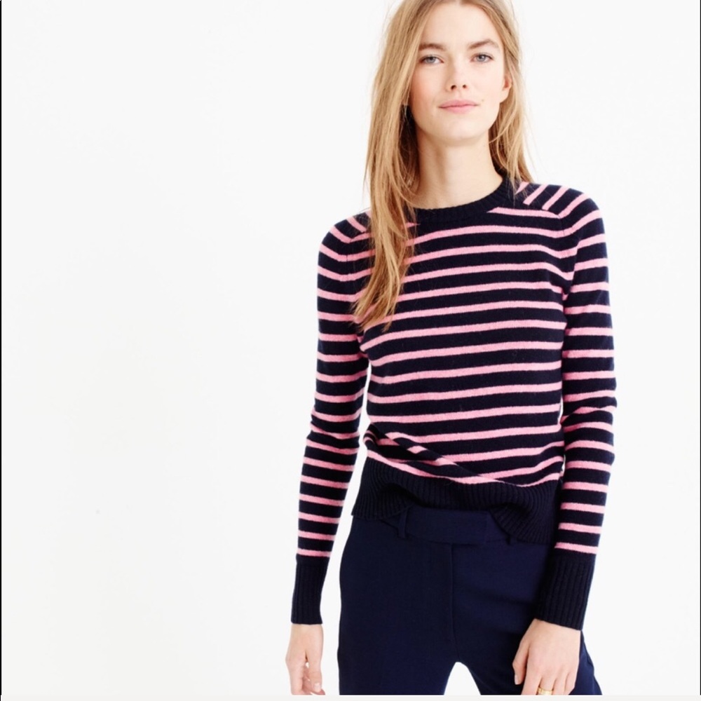 💙💗💙 | Brand new 100% wool striped sweater