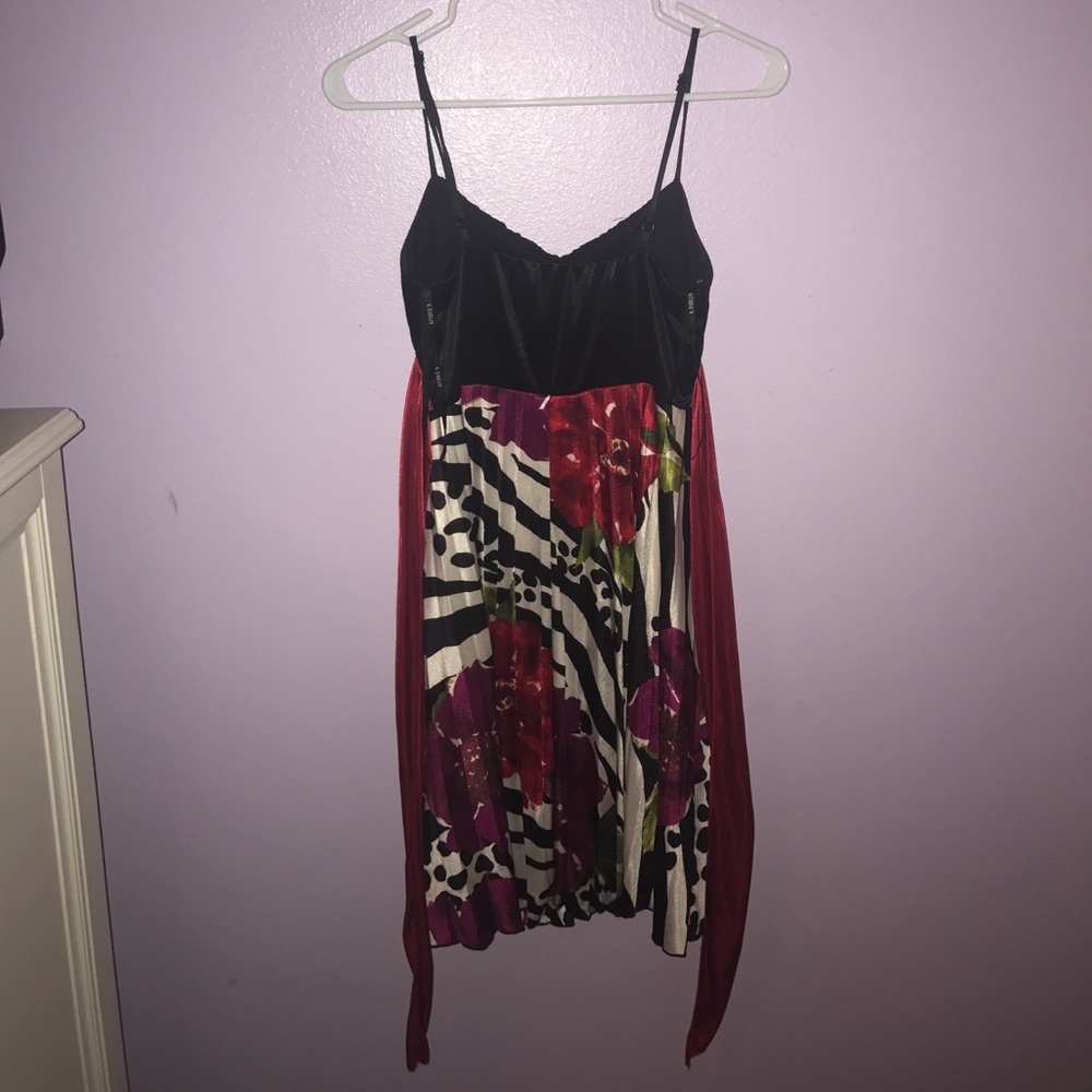 Dillard's dress only worn a few times - Picture 2 of 3