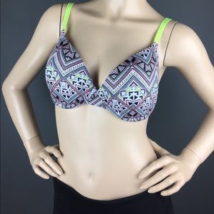 ✨VS PINK Bra Print 36D ✨