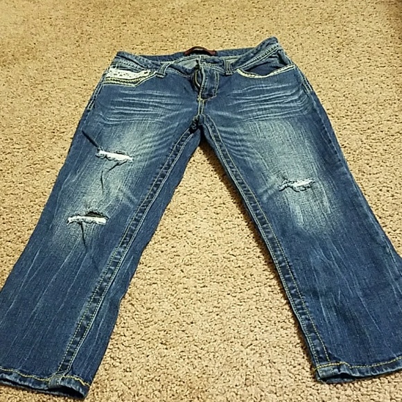 Women's size 7 no boundary Capri - Picture 2 of 3