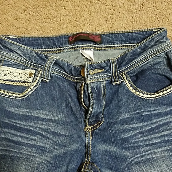 Women's size 7 no boundary Capri - Picture 3 of 3