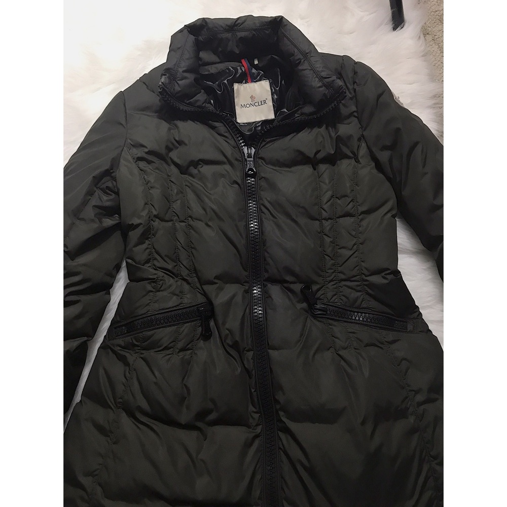 🇲🇩 MONCLER Feather Down Jacket 🇲🇩