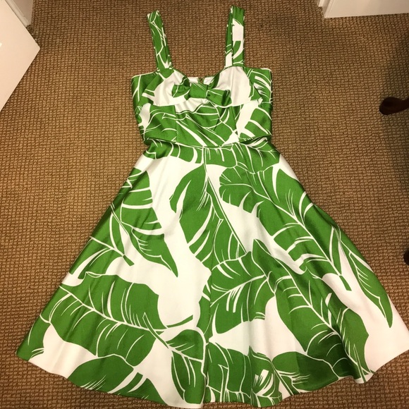 kate spade Dresses & Skirts - Kate Spade green and white dress