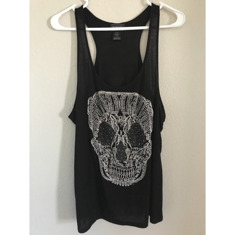 Skull tank