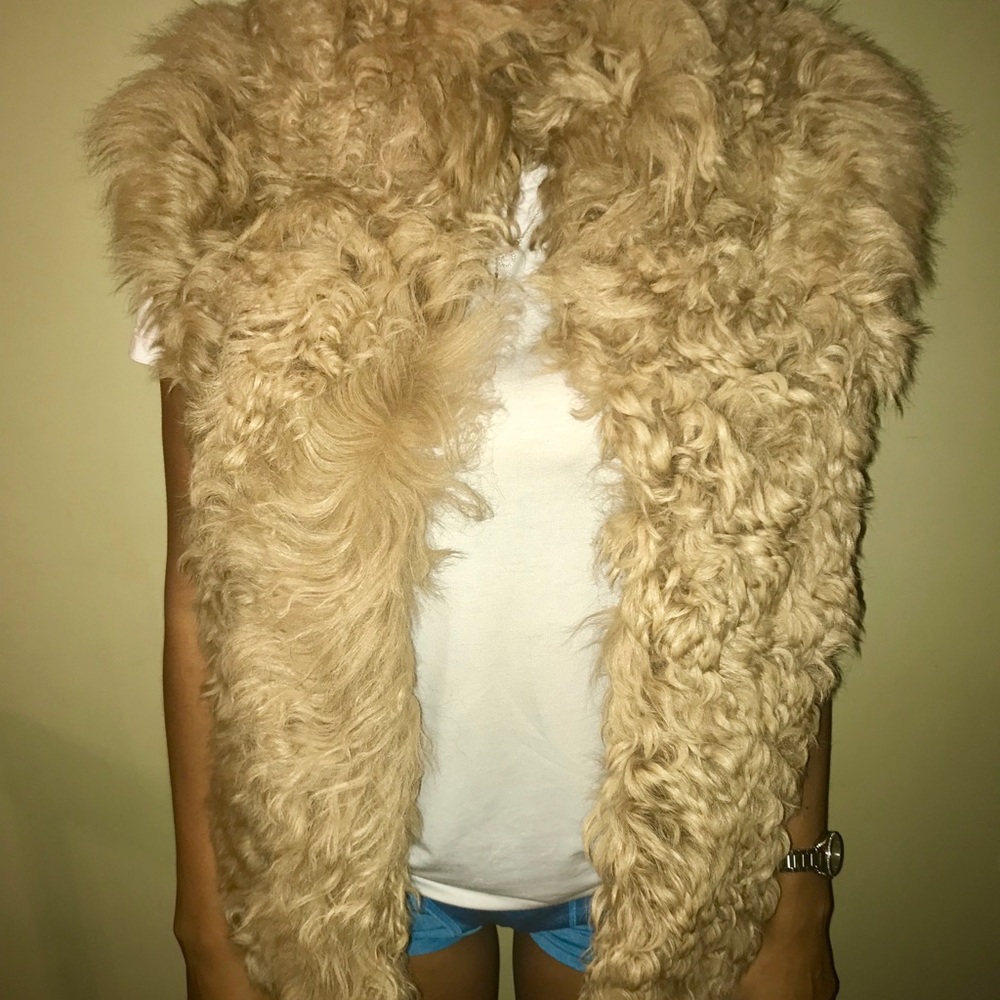 Zara Women’s Fur Vest