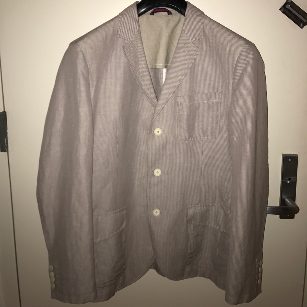 John Barritt Men's light weight 3 button blazer