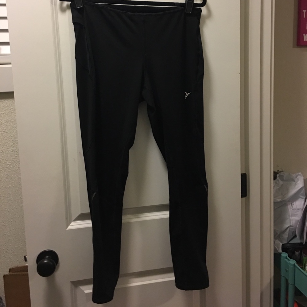 Old Navy black go dry workout leggings size L