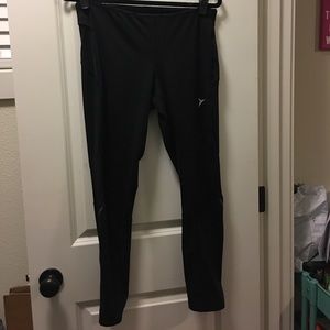 Old Navy black go dry workout leggings size L