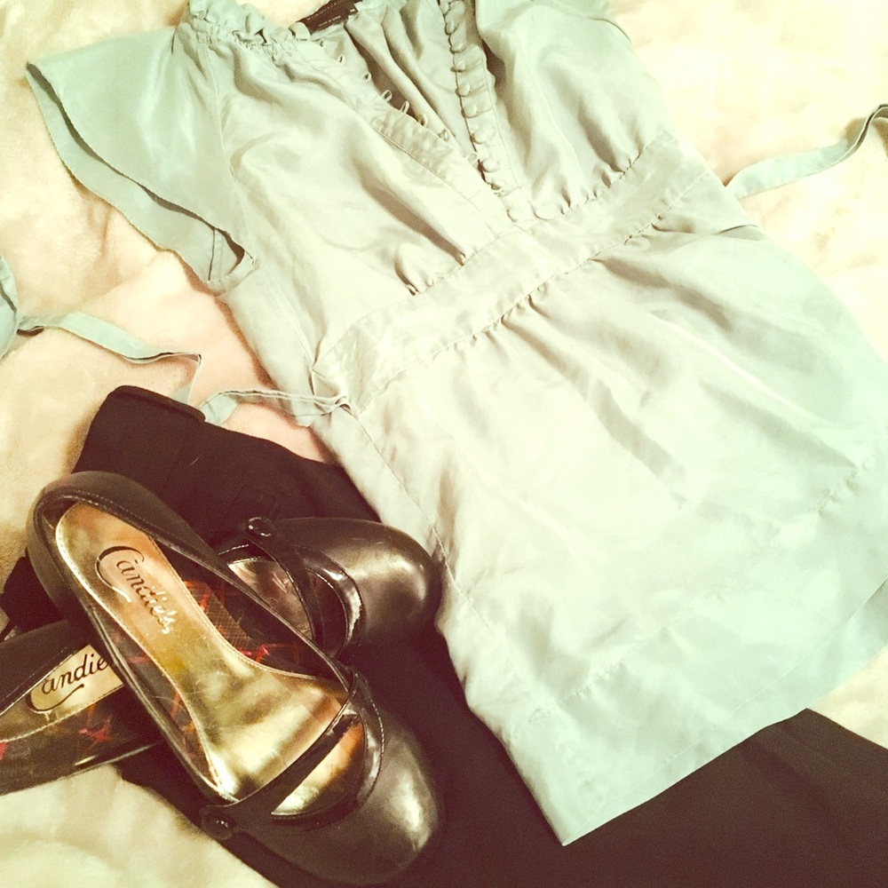 BCBG+Max Azeria - high-neck blouse, size XS