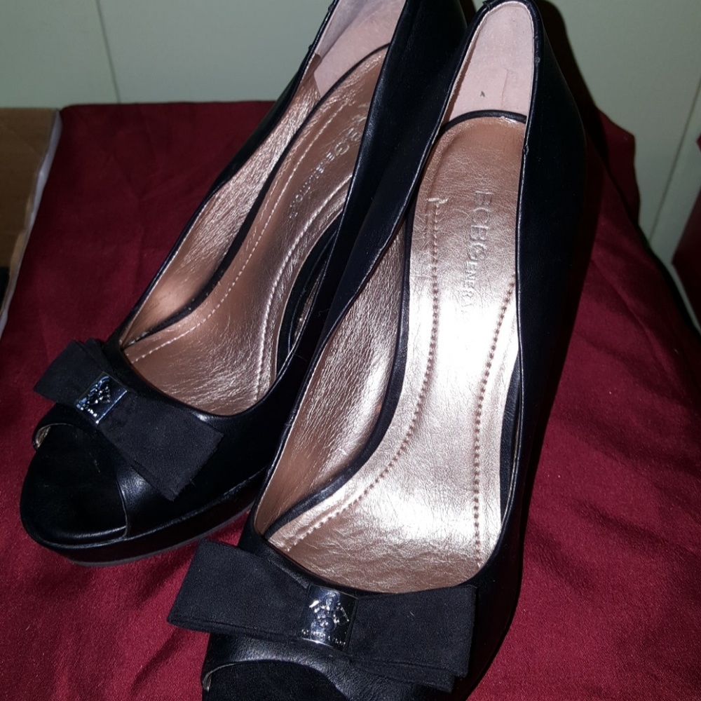 BCBG black open toe heels