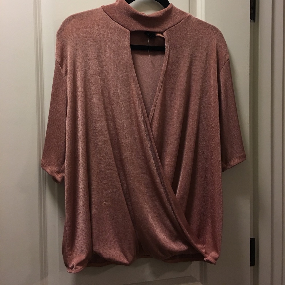 Boohoo Rose pink surplice top size XL