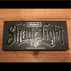 KAT VON D :: Shade + Light Eye Contour Palette