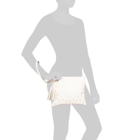 Pineapple Wristlet - Picture 4 of 7