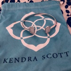 Kendra Scott bracelet