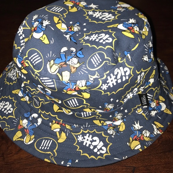 vans donald duck bucket hat