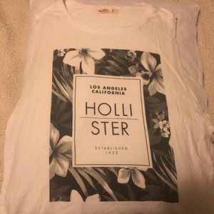 Medium hollister cut off shirt