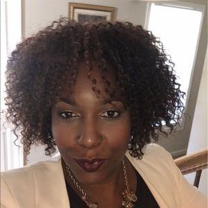 Meet your Posher, Letitia