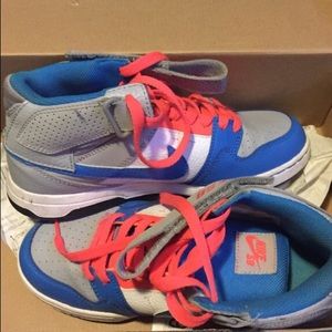 Kids nike sneakers