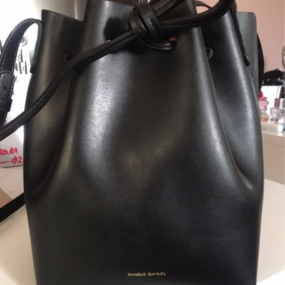 Bucket Bag Black w/Nude S