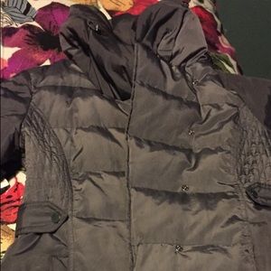 Grey wide collar puffer coat