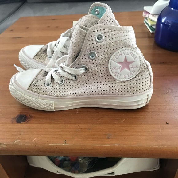 Off pink with turquoise insole hi top converse - Picture 2 of 3