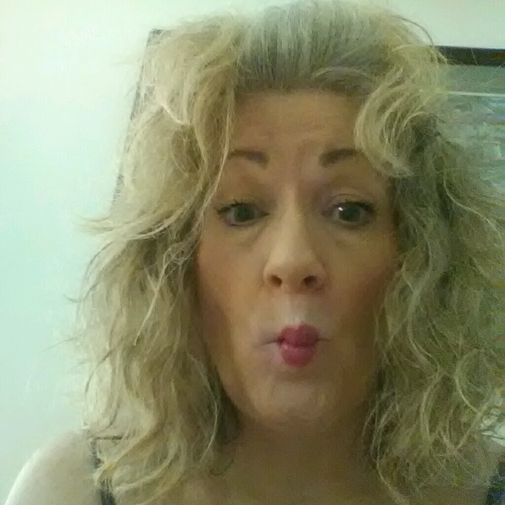 Meet your Posher, Tracy
