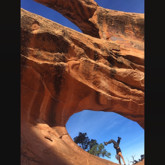 Meet your Posher, Morgan ๐ป๐ฟโฅ๏ธโจ - Picture 2 of 8