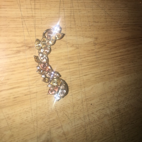 Ear cuff - Picture 2 of 2