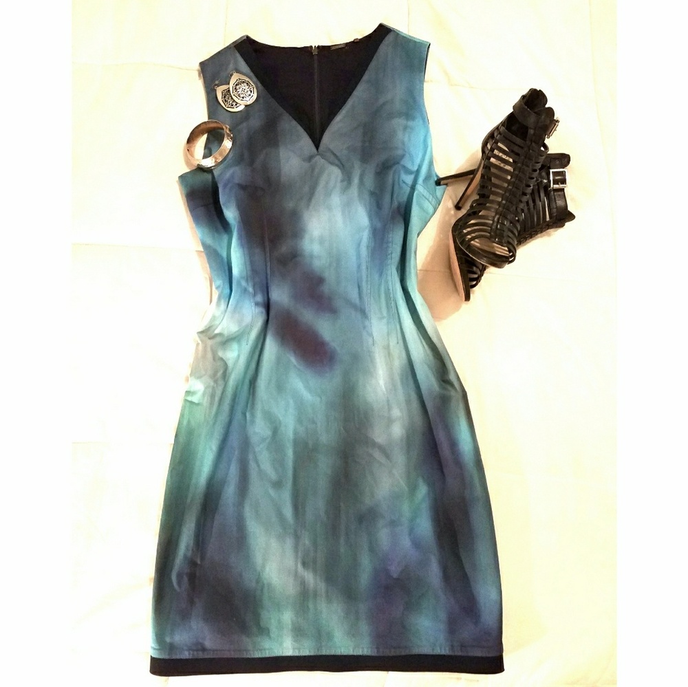 💙 Ellie Tahari Dress size 10