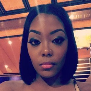 Meet your Posher, Katrina