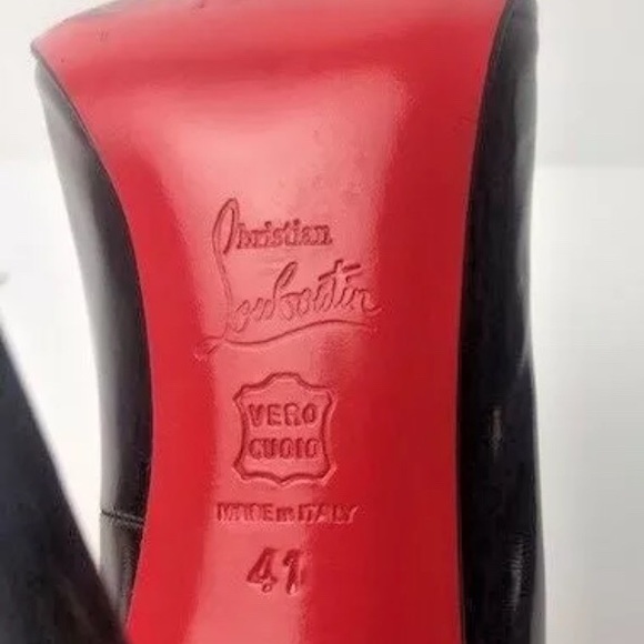 Authentic Christian Louboutin Pumps *SOLD* - Picture 4 of 7