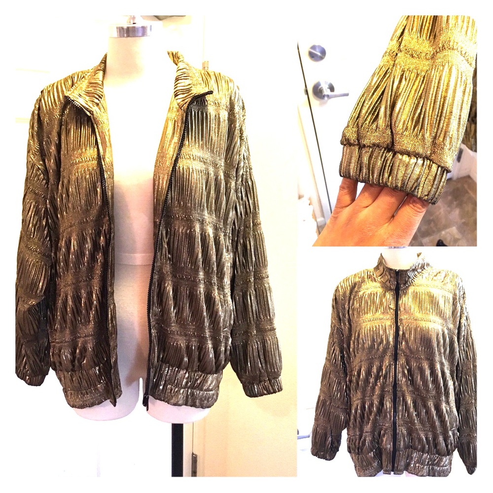 VINTAGE GOLDEN JACKET Final Offer