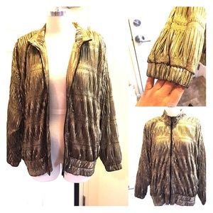 VINTAGE GOLDEN JACKET Final Offer