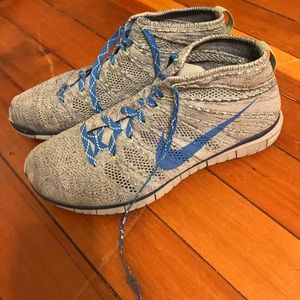 Nike Chukka Sneakers
