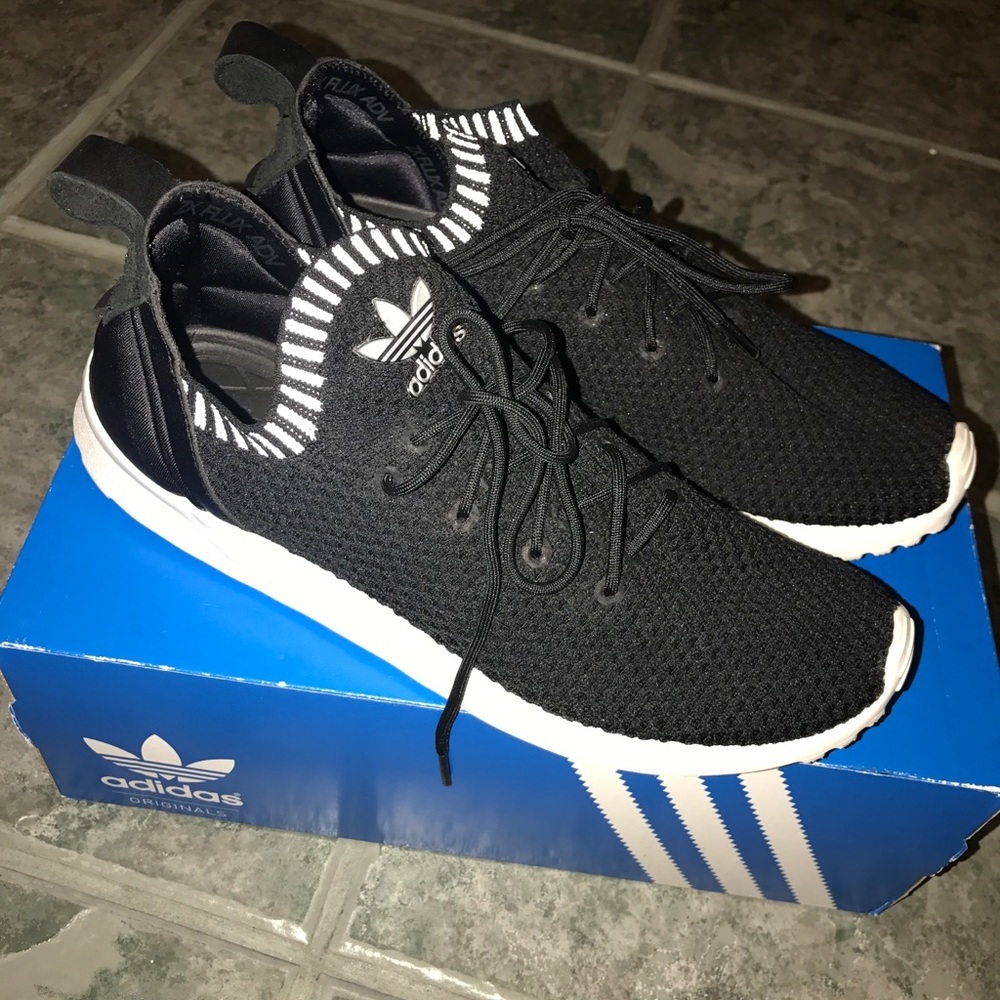Women's Adidas Size 8 Flux Virtue