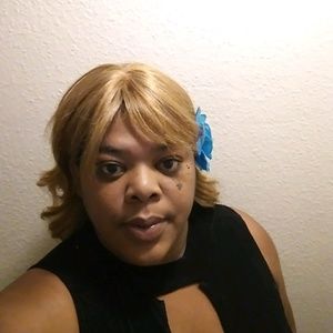 Meet your Posher, Bernice