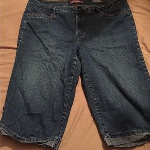 Gloria Vanderbilt Jean Capris