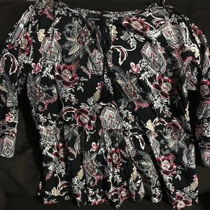 Black Floral wallpapher Blouse