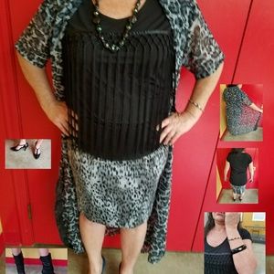 Sz L 3 pc outfit set with necklace